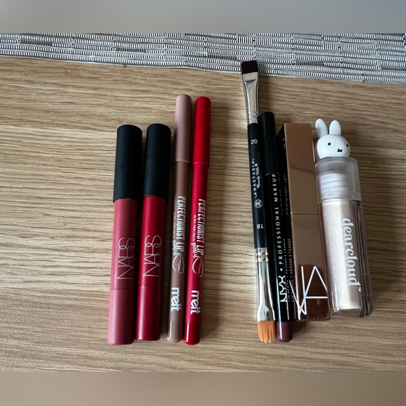 Makeup bundle - 8 items NARS., Melt cosmetics - Picture 1 of 7
